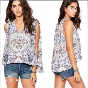 Free People  Sleeveless Blouse size S